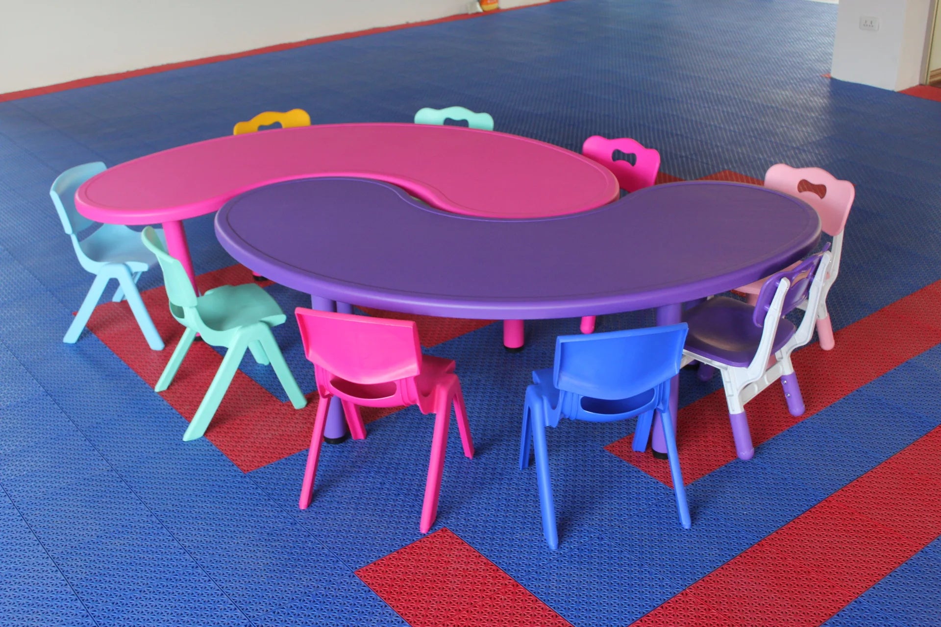 Plastic Table & Chair